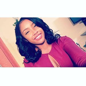 Meet your Posher, Cierra